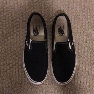 Black & white classic slip-on Vans
